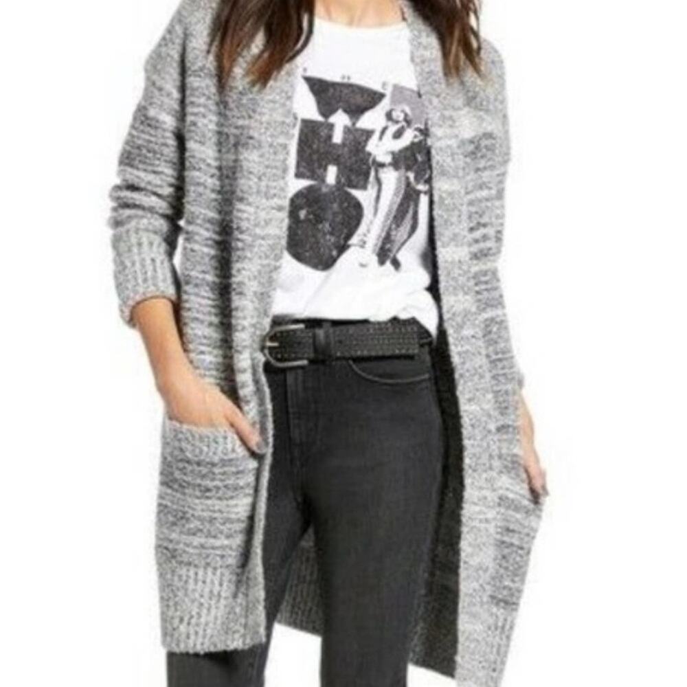 Treasure & Bond Throw On Open Cardigan